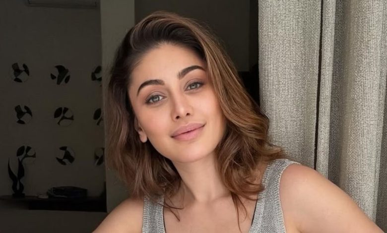 Actress Shefali Jariwala death news shocks Bollywood.