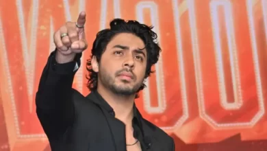 Aryan Khan and Shah Rukh Khan at Bads of Bollywood preview launch.